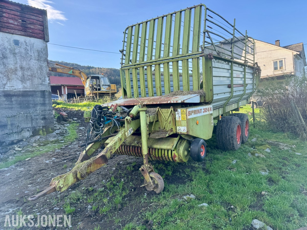 Claas Sprint 324 K lessevogn, 20,5 m³ - 31 kniver