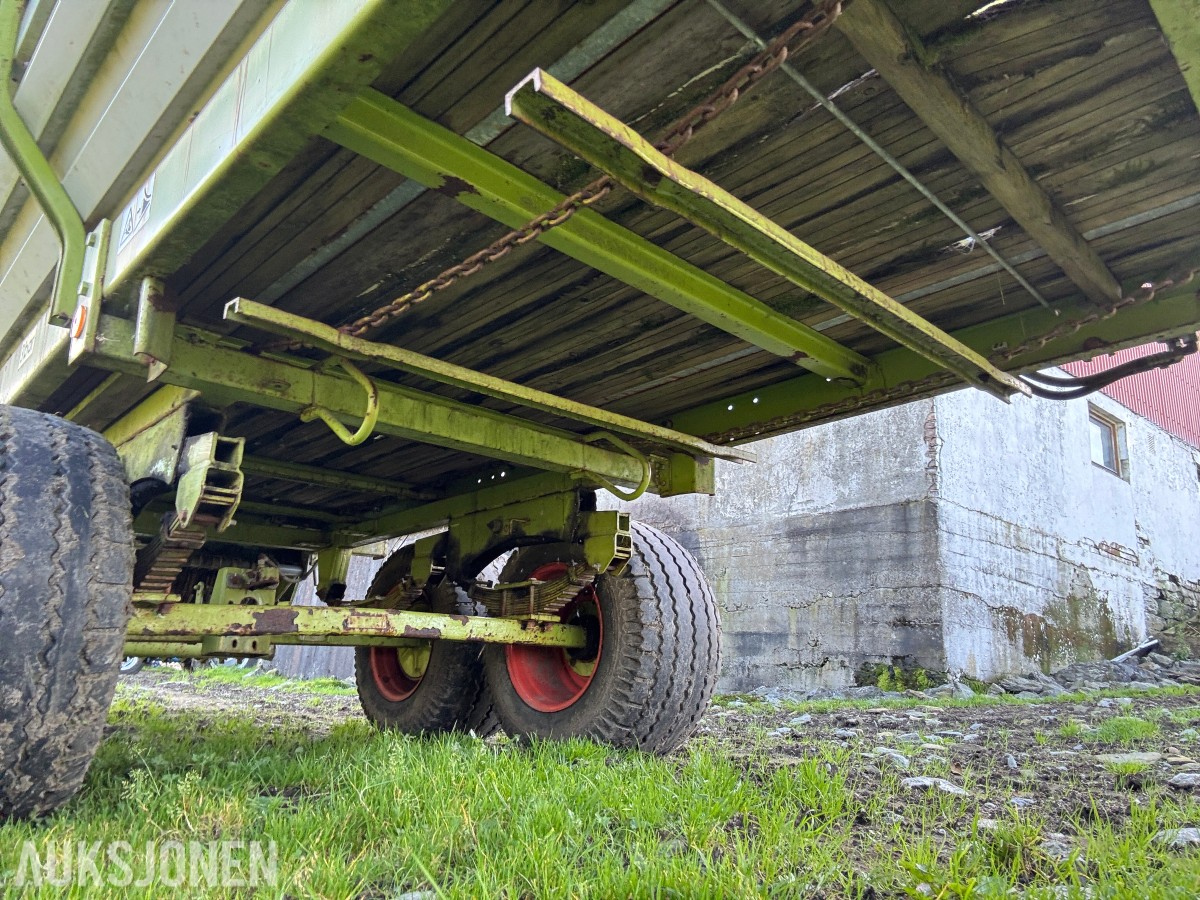 Claas Sprint 324 K lessevogn, 20,5 m³ - 31 kniver