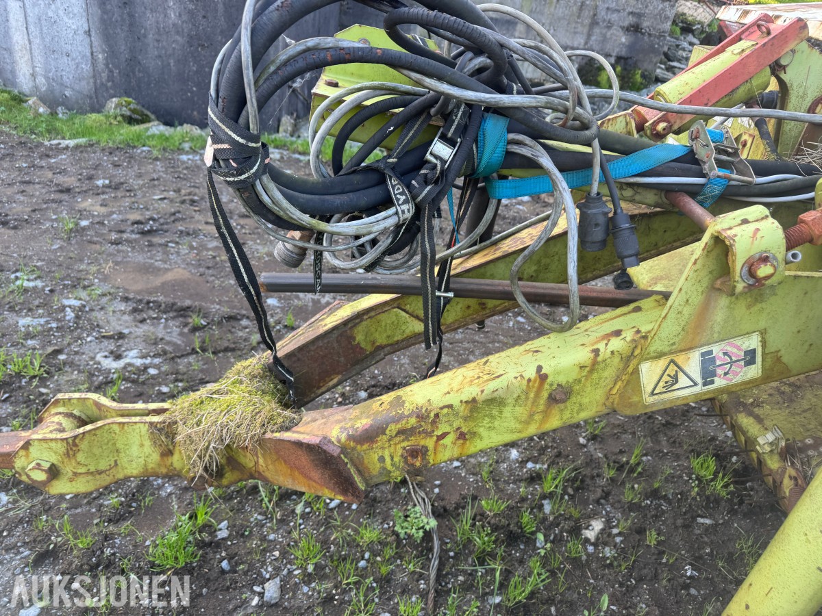Claas Sprint 324 K lessevogn, 20,5 m³ - 31 kniver