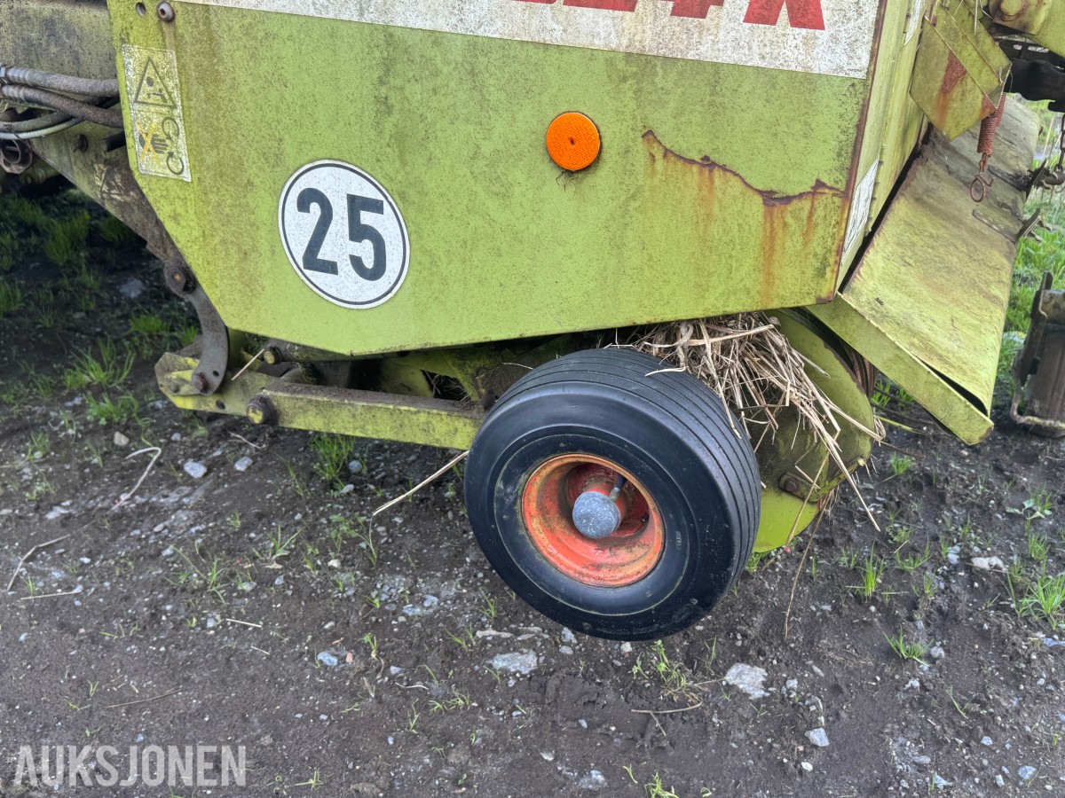 Claas Sprint 324 K lessevogn, 20,5 m³ - 31 kniver