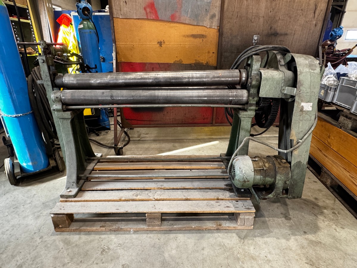 Voigt & Haeffner 3-rulls platevalse / metallvalse - Type 15 III W4g - 230 V