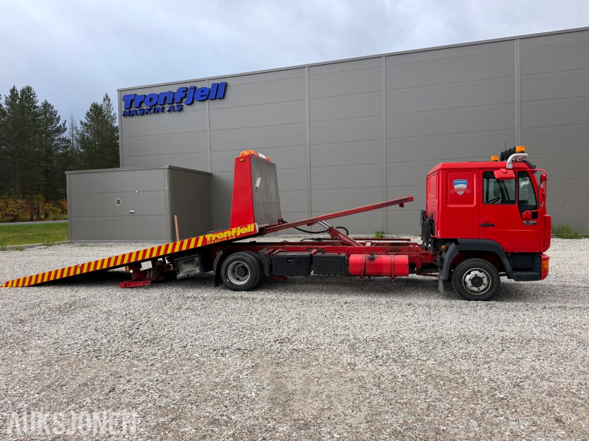 1998 mod. MAN 12.224llc, bergningsbil. 4775 kg. nyttelast