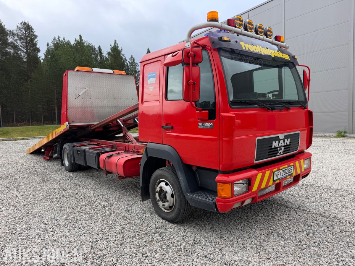 1998 mod. MAN 12.224llc, bergningsbil. 4775 kg. nyttelast