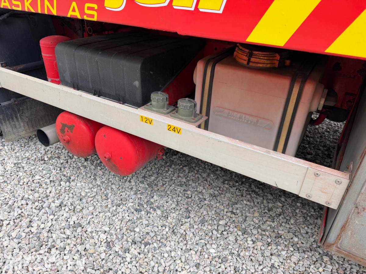 1998 mod. MAN 12.224llc, bergningsbil. 4775 kg. nyttelast
