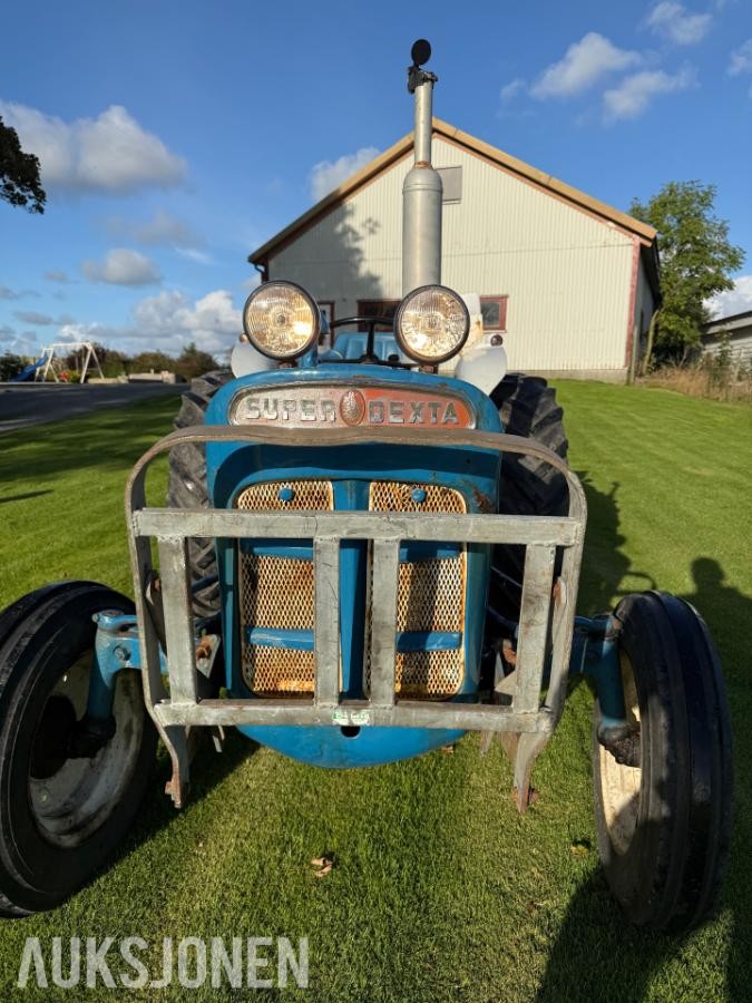 1972 FORD SUPER DEXTA - MVA FRI TRAKTOR