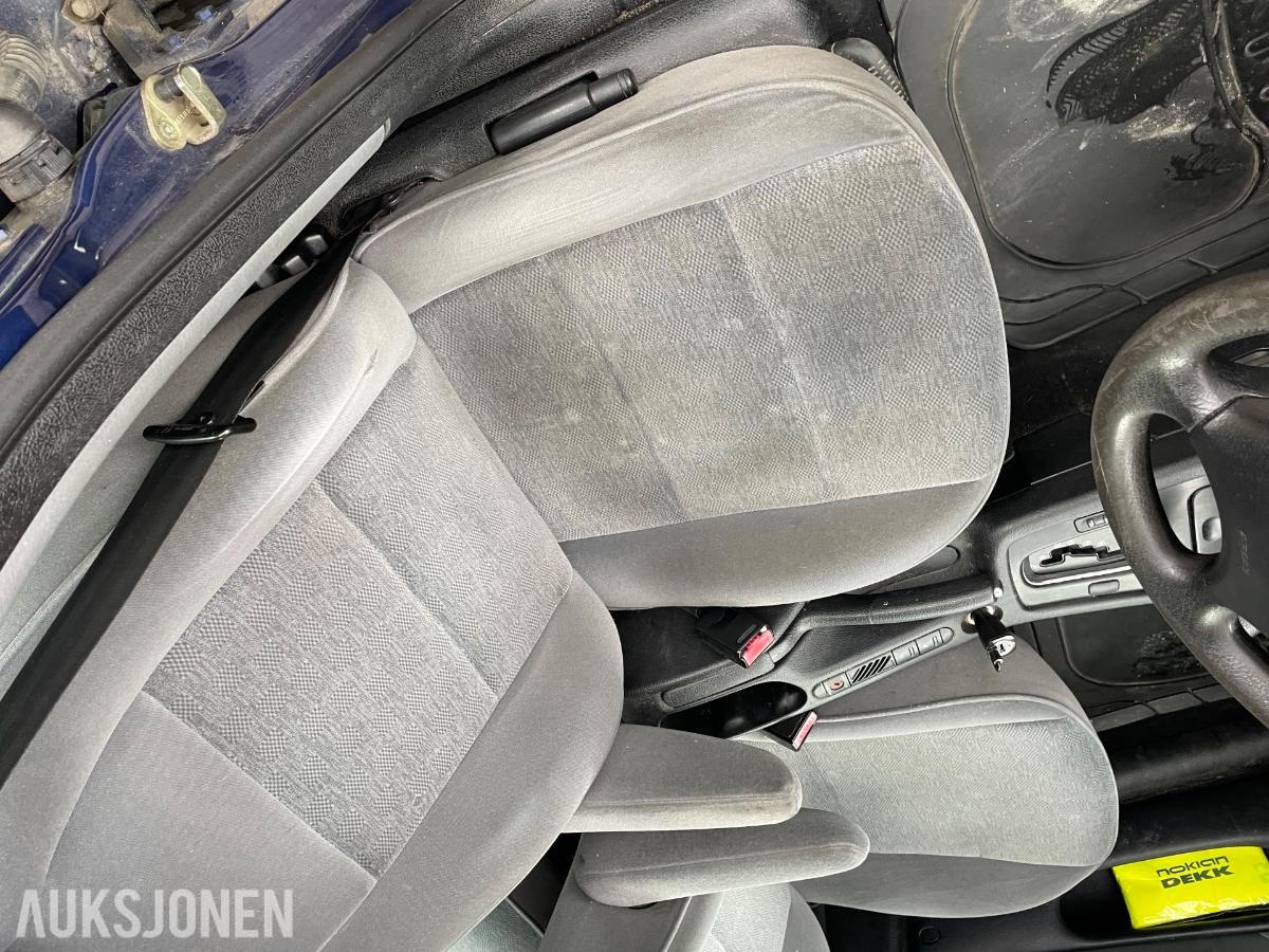 2003 PEUGEOT 406 2.0HDI 109HK AUTOMAT EU-OK 07.28 WEBASTO