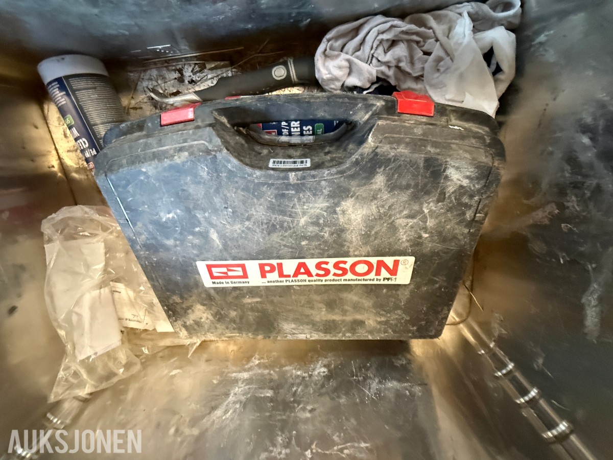 Elektra light PE Sveis og Plasson pipe end peeler