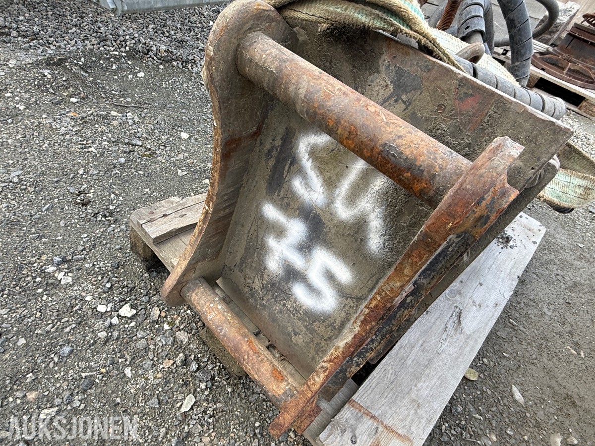 2010 JAB JB40S Pigghammer
