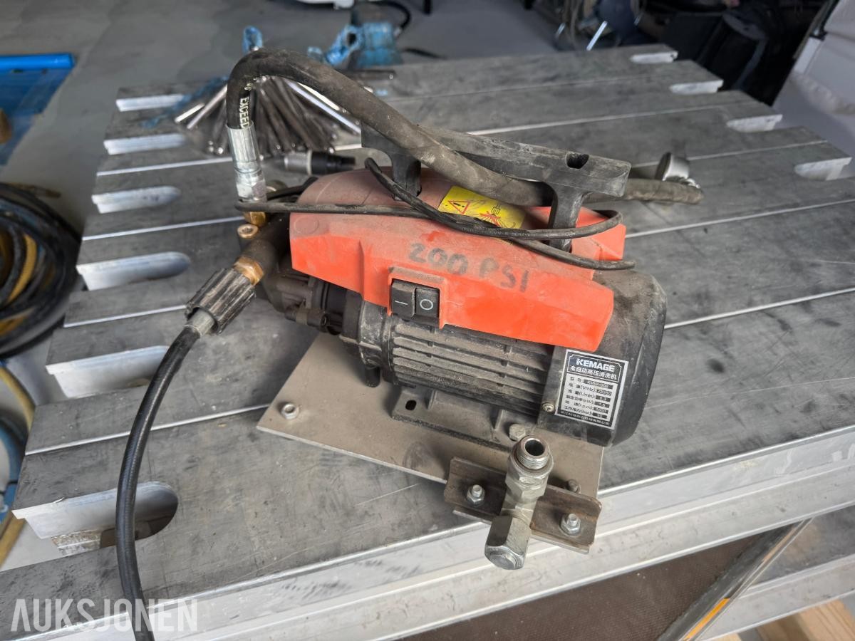 German B.T.  vulkaniseringspresse for transportbånd med styringsenhet