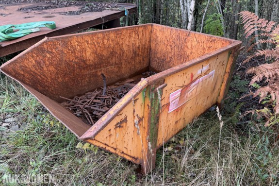 Materialkasse i stål med løftepunkter – ca 165 x 120 x 73 cm