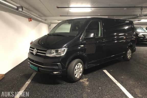 2017 Volkswagen Transporter 2,0 TDI 150hk automat Lang 4Motion servicehefte 3 seter acc hengerfeste