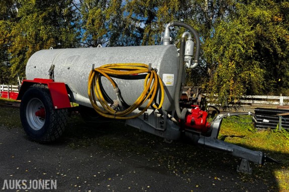 2015 Pichon TCI 8100-EP6 tankvogn spylehenger møkkvogn kun brukt til vann 8100 liter