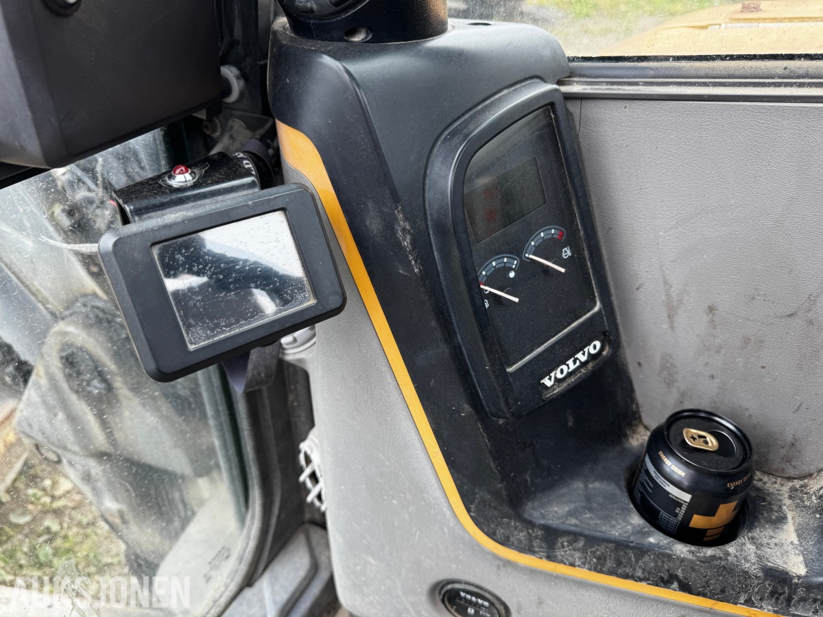 2014 Volvo ECR58D TILTROTATOR 4 SKUFFER