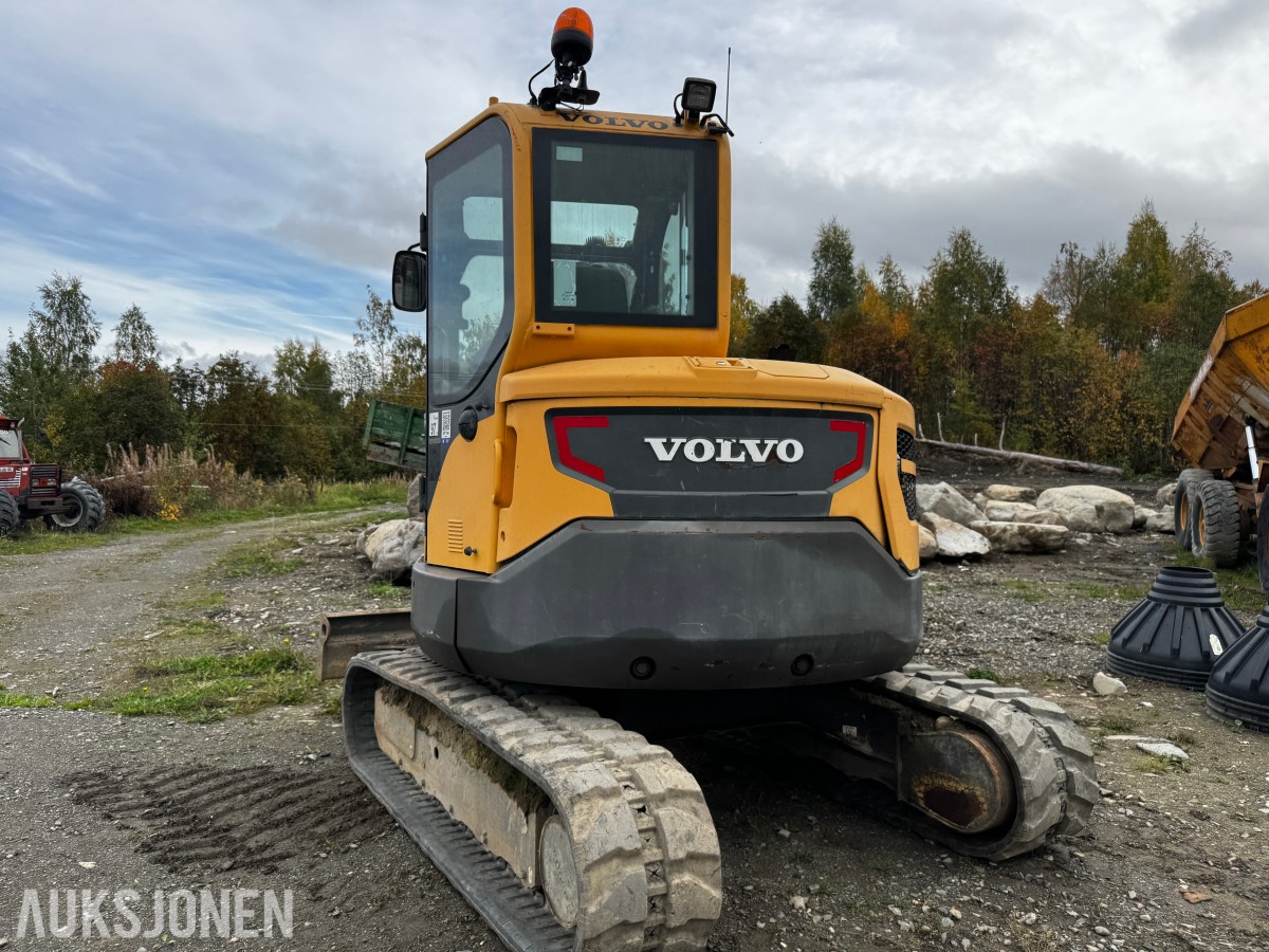 2014 Volvo ECR58D TILTROTATOR 4 SKUFFER