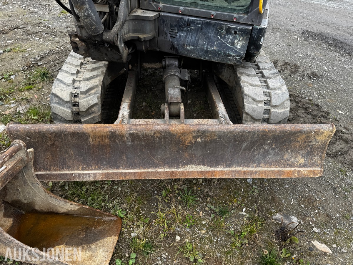 2014 Volvo ECR58D TILTROTATOR 4 SKUFFER