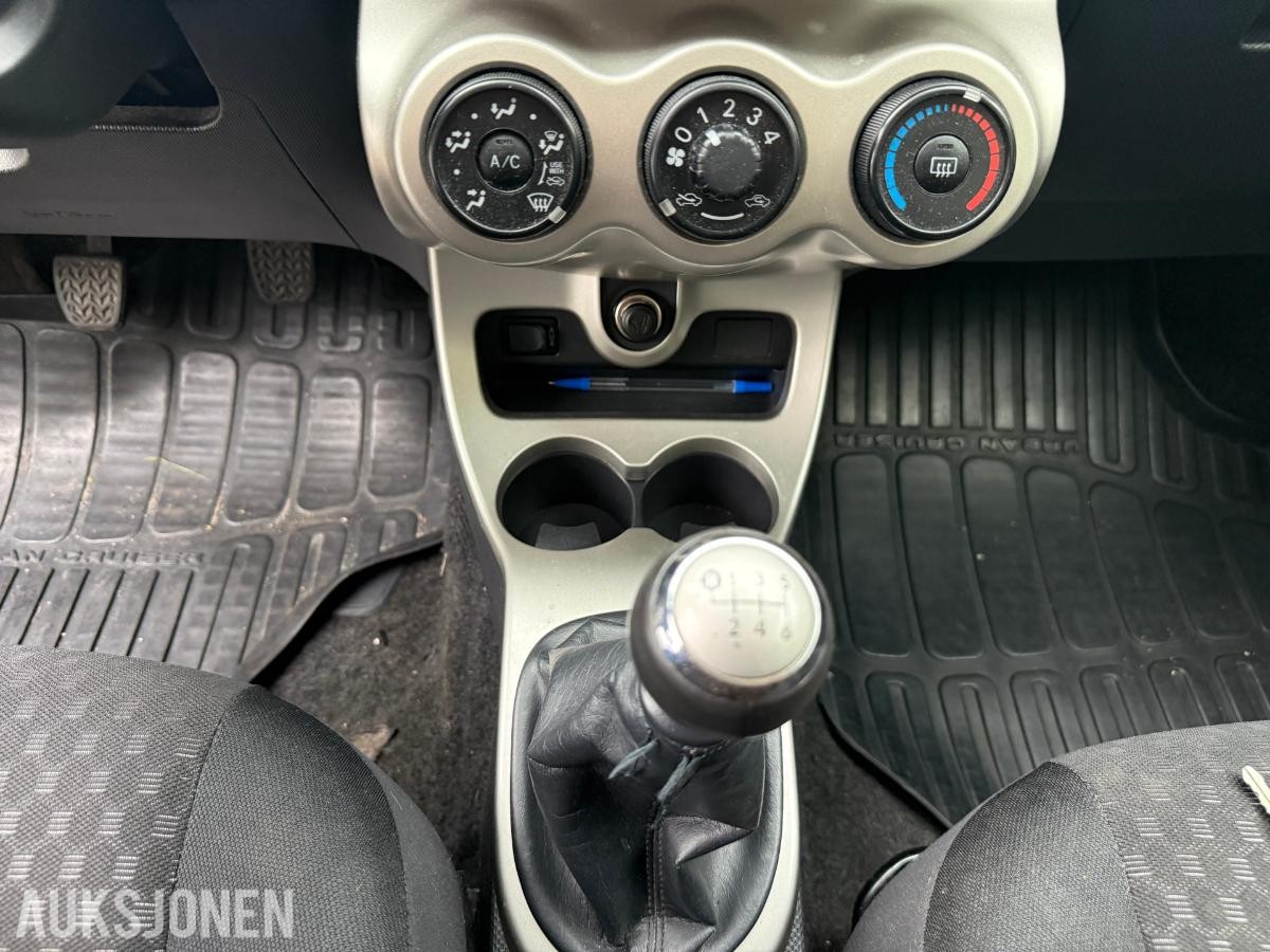 2011 Toyota URBAN CRUISER 1.4-90 D 4WD - rep.objekt