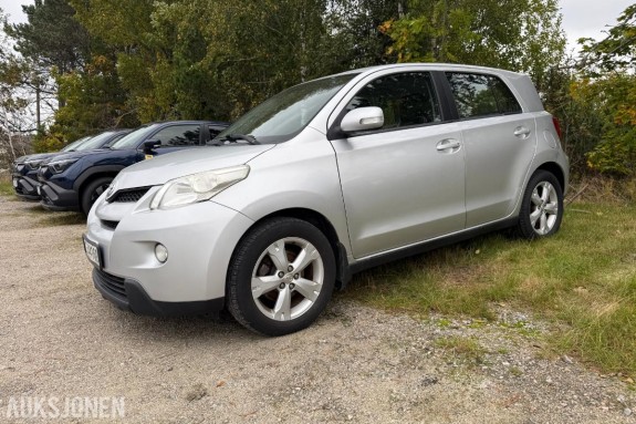 2011 Toyota URBAN CRUISER 1.4-90 D 4WD - rep.objekt
