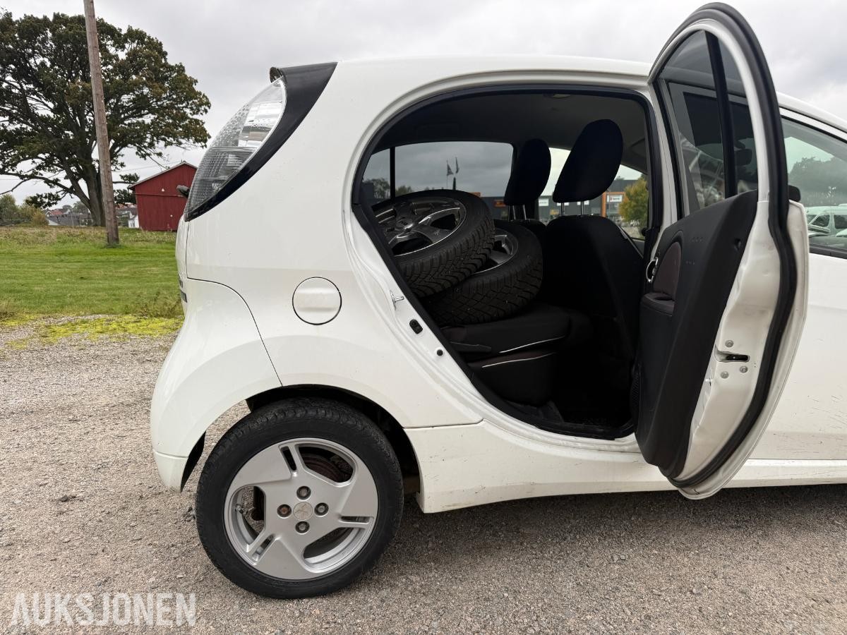 2015 Mitsubishi I-MIEV 49KW, 36897km