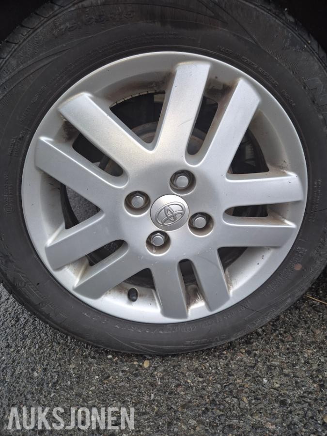 2013 Toyota Yaris 1.3 99hk HUD RYGGEKAMERA  KUN   92000km S+V DEKK
