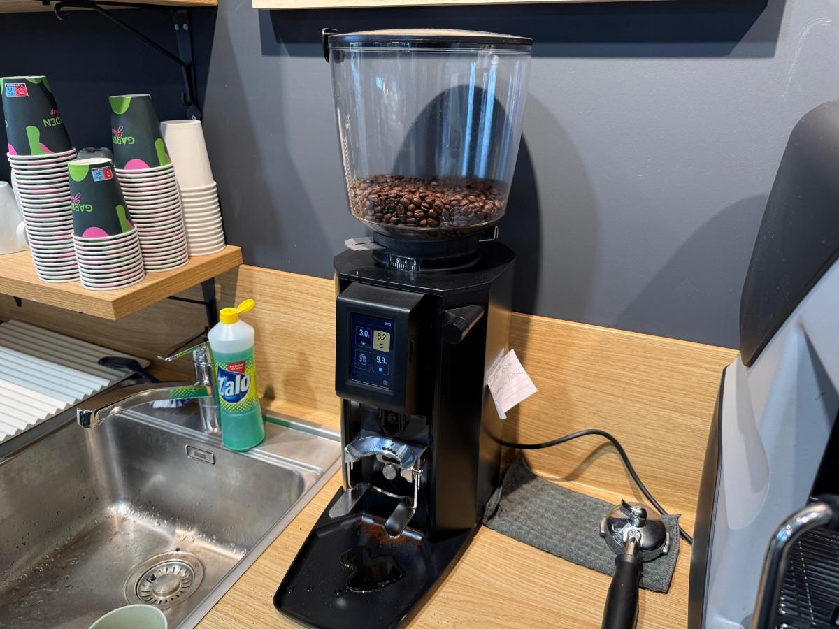 2026 Casadio Nettuno A/2 2-gruppers espressomaskin med Anfim Luna kaffekvern