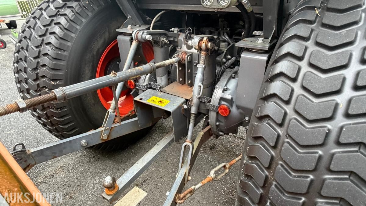 2018 Kubota L5240-II Traktor, HST, Tokvam skjær, 749 t