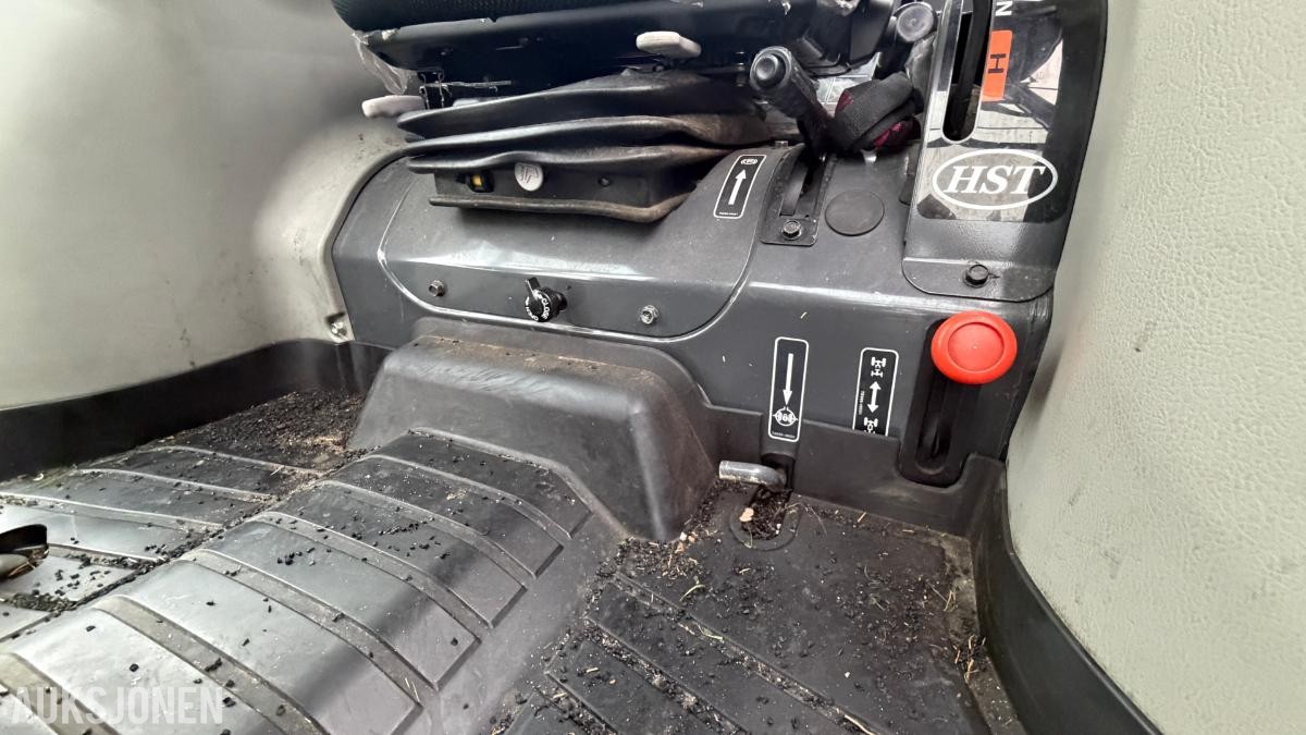 2018 Kubota L5240-II Traktor, HST, Tokvam skjær, 749 t