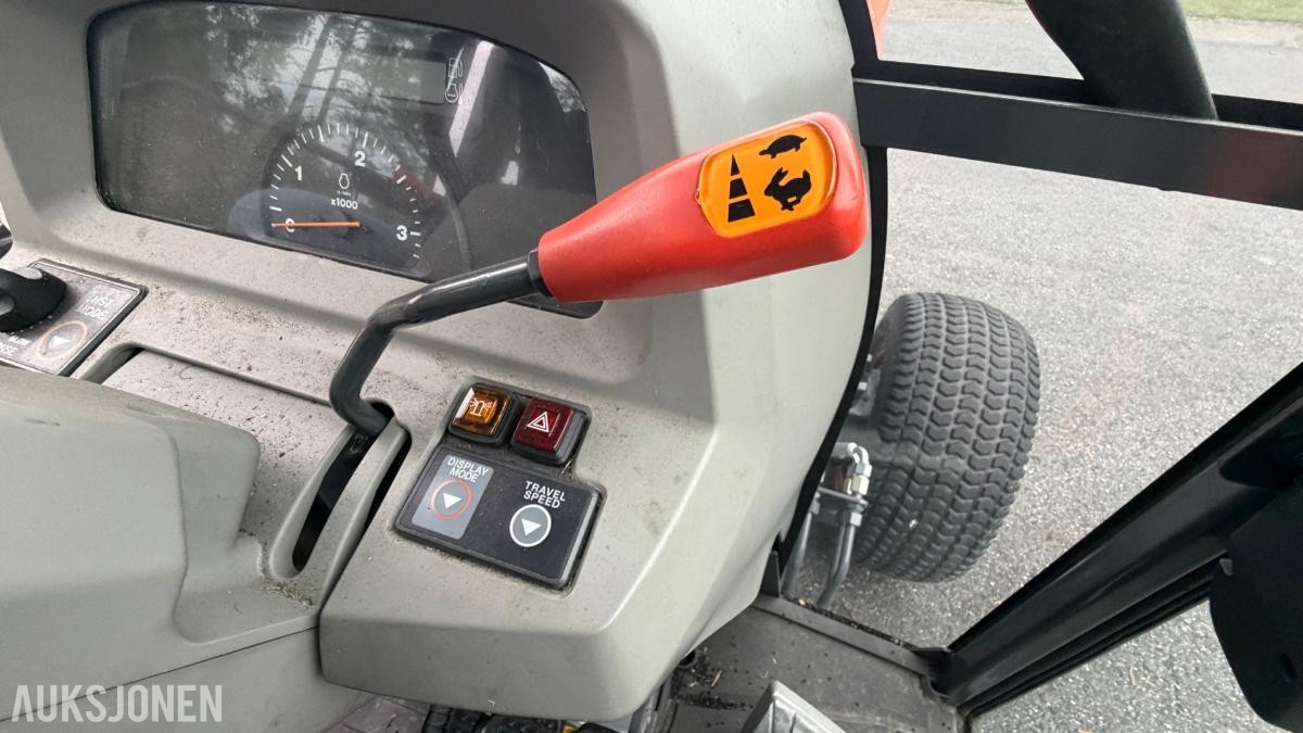 2018 Kubota L5240-II Traktor, HST, Tokvam skjær, 749 t