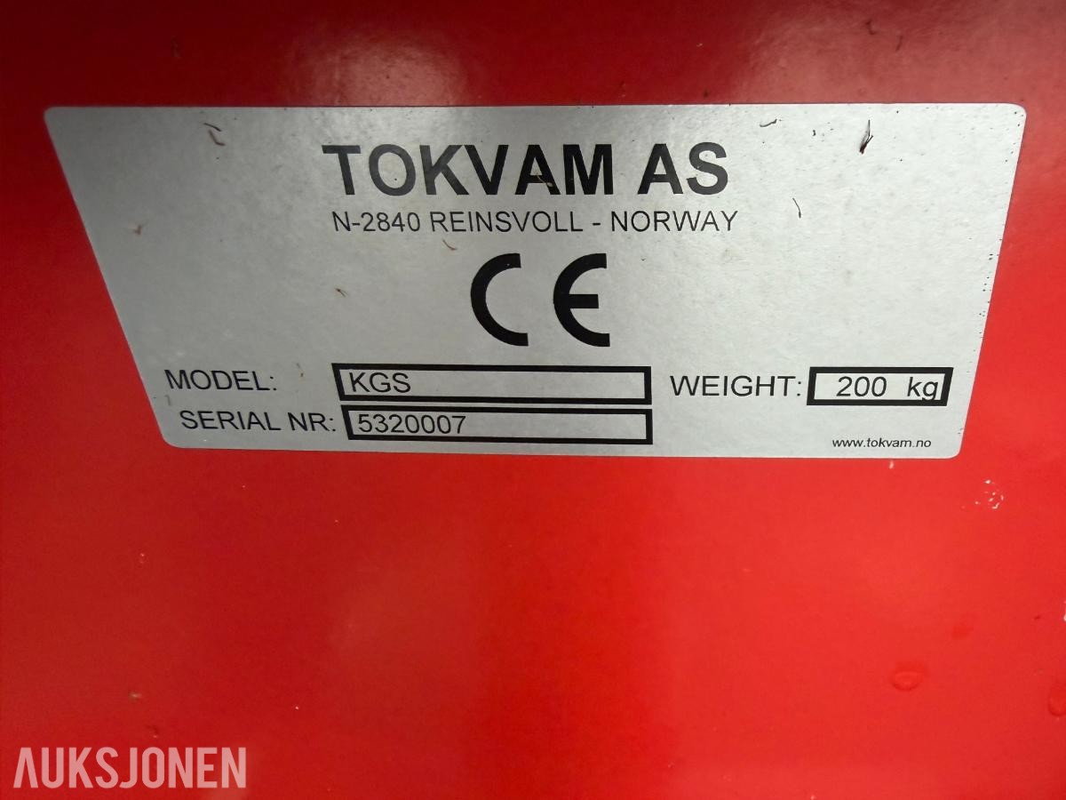 2018 Kubota L5240-II Traktor, HST, Tokvam skjær, 749 t