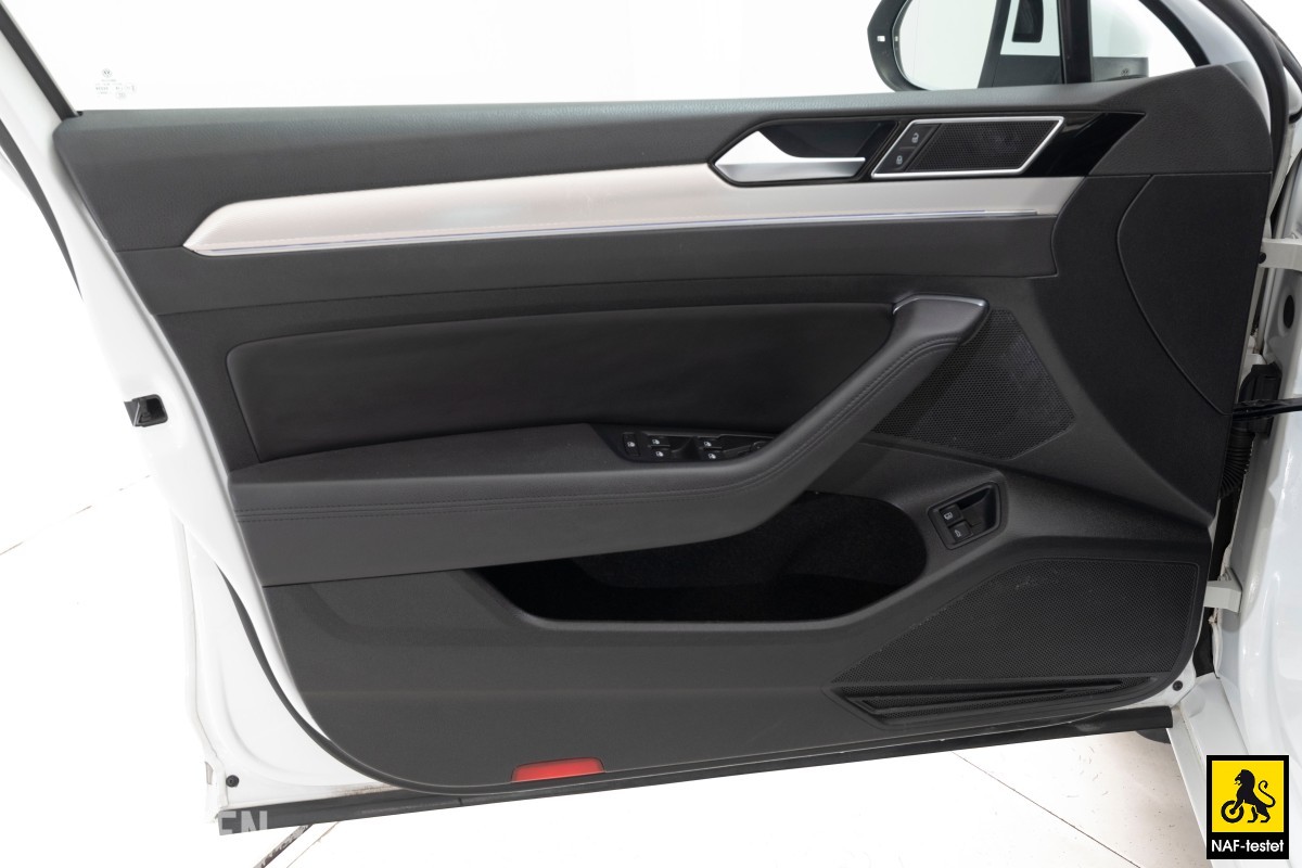 2017 Volkswagen Passat GTE HENGERFESTE KAMERA SKINN VARMER ACC LED