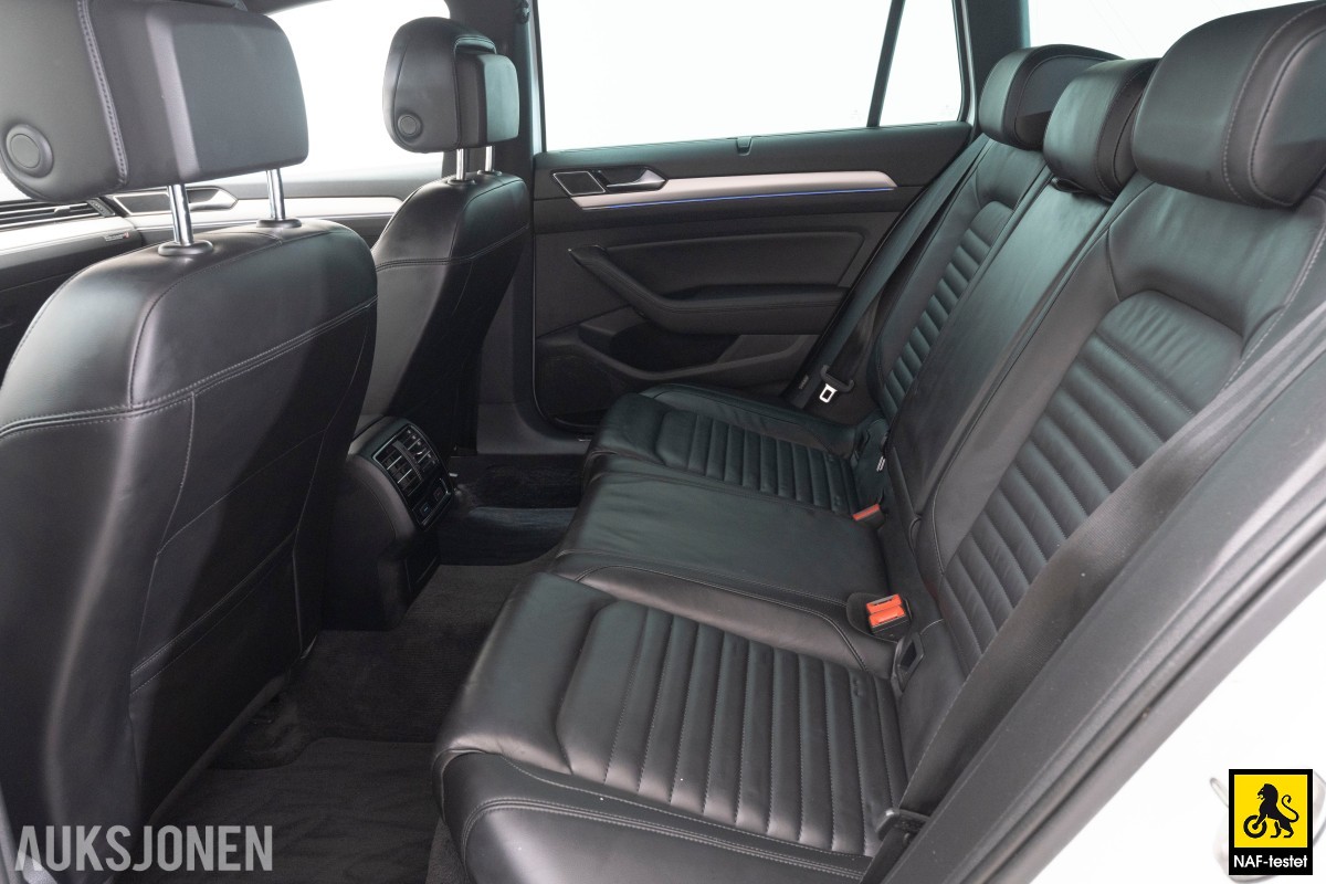 2017 Volkswagen Passat GTE HENGERFESTE KAMERA SKINN VARMER ACC LED