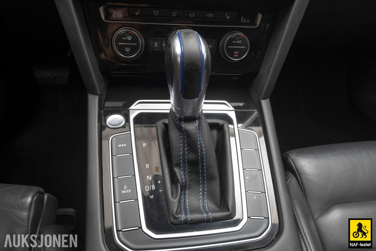 2017 Volkswagen Passat GTE HENGERFESTE KAMERA SKINN VARMER ACC LED