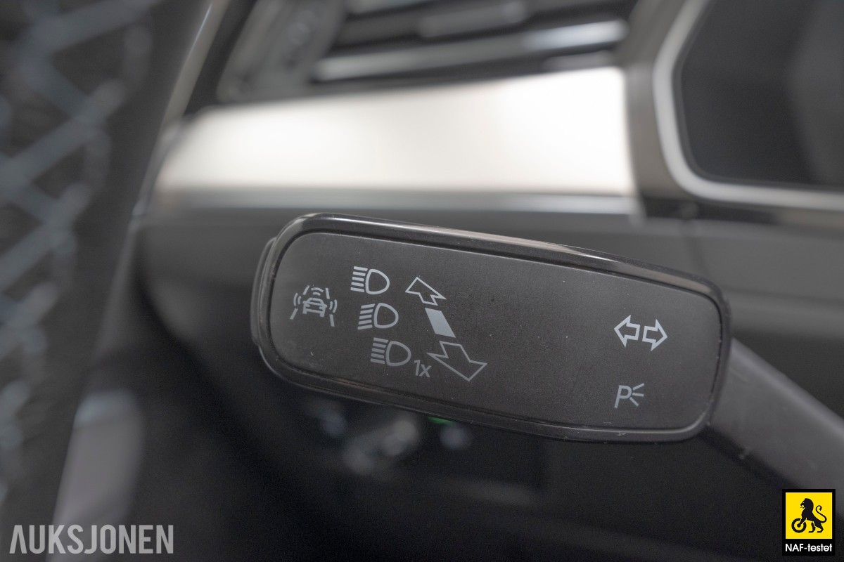 2017 Volkswagen Passat GTE HENGERFESTE KAMERA SKINN VARMER ACC LED