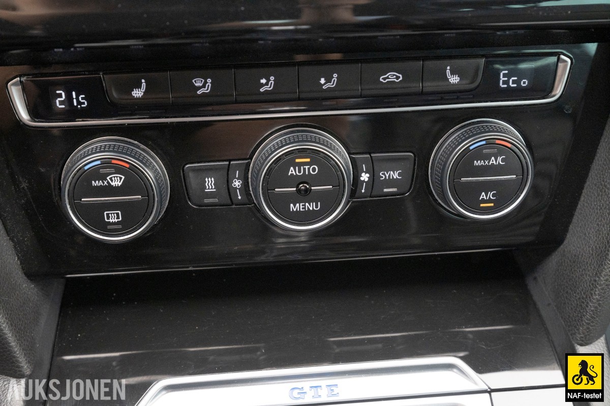 2017 Volkswagen Passat GTE HENGERFESTE KAMERA SKINN VARMER ACC LED