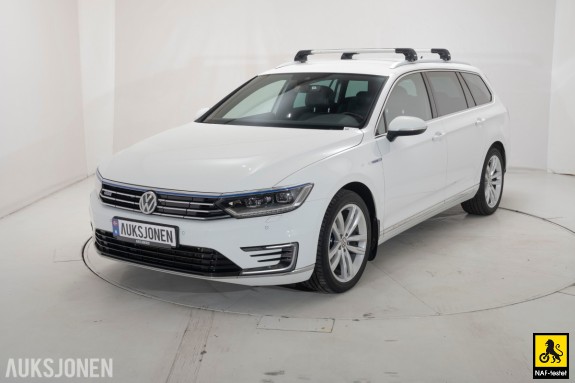 2017 Volkswagen Passat GTE HENGERFESTE KAMERA SKINN VARMER ACC LED