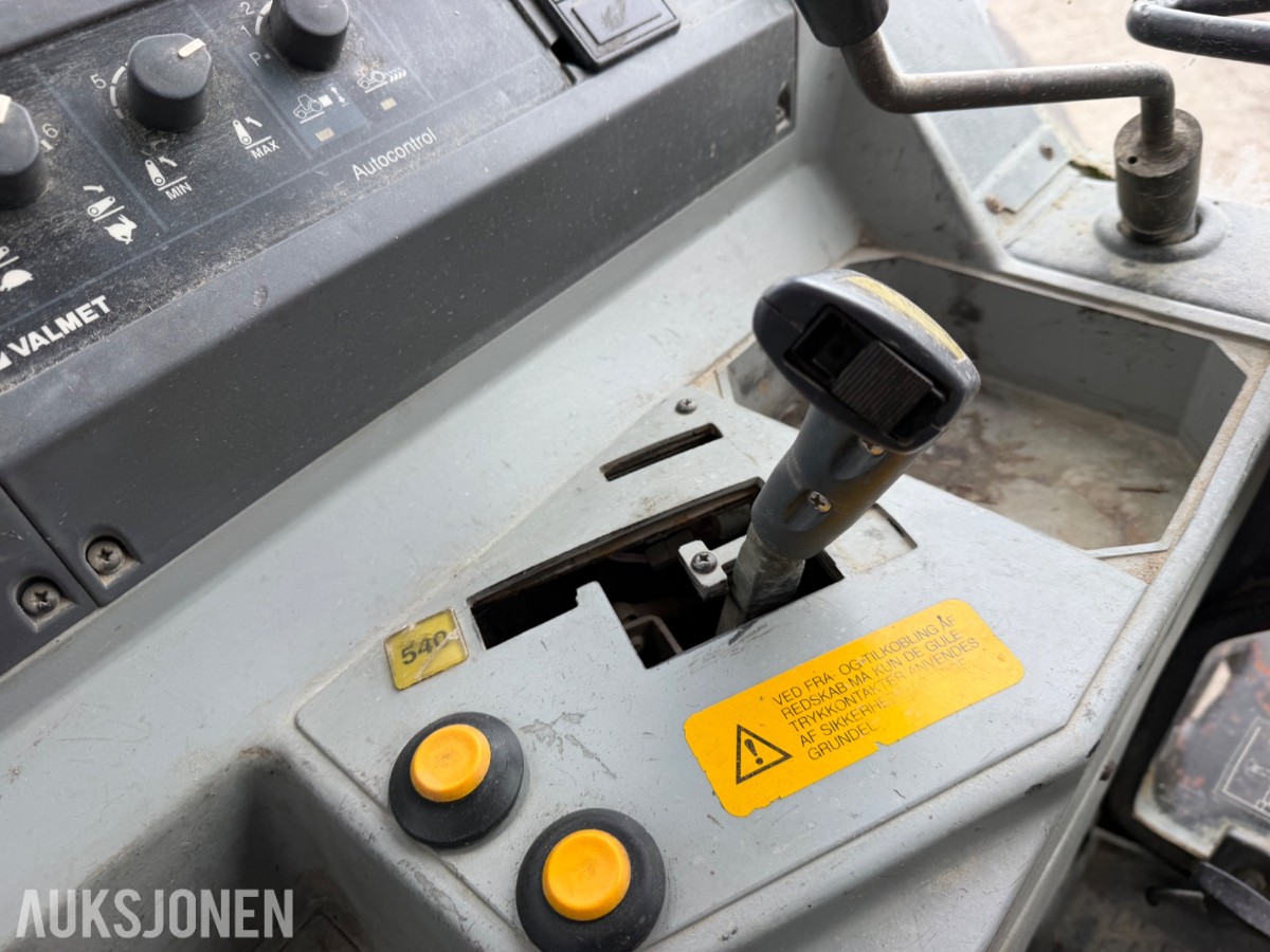 1994 mod. Valmet Mezzo 5400-4 Gos m/Trima frontlaster