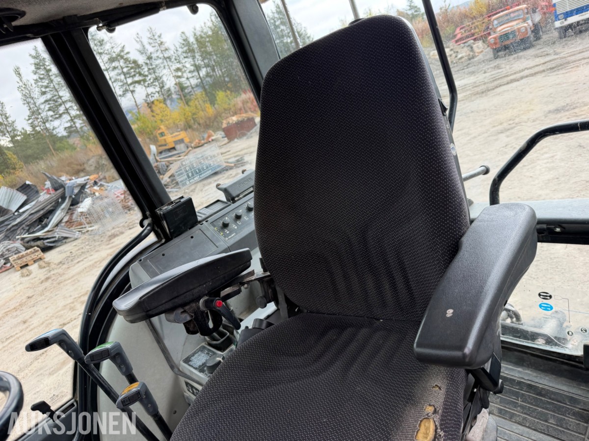 1994 mod. Valmet Mezzo 5400-4 Gos m/Trima frontlaster