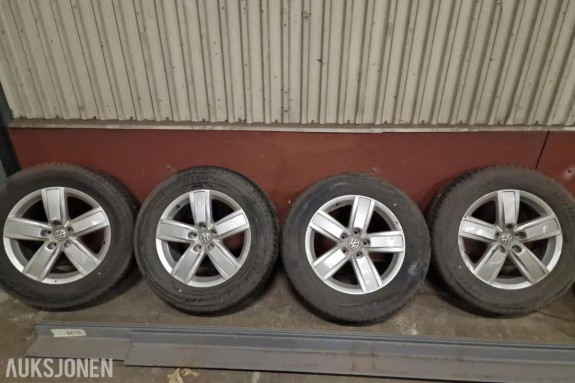 4 stk 18" Bridgestone Dueller H/P 112H dekk og felg
