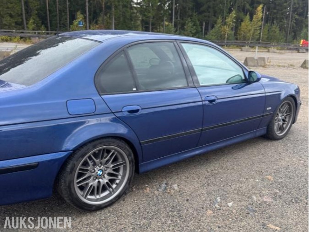 2002 BMW M5 4.9 V8 400HK NAF-TEST GODKJENT SUPERSPORT UNDERSTEL