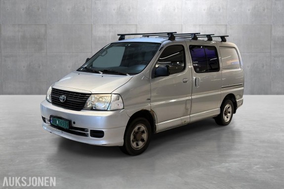 Toyota HiAce 2.5 D-4D 117 HK 4WD HENGERFESTE AC SOMMER VINTER 