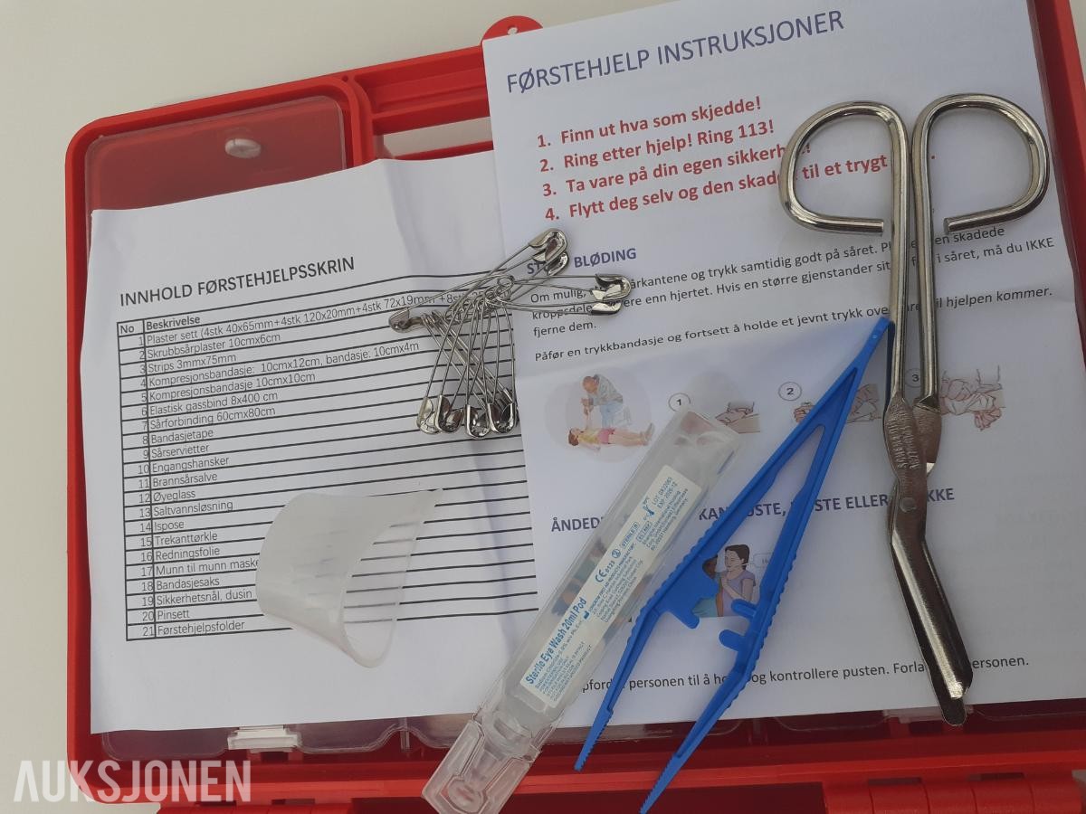 First Aid Førstehjelpskoffert 24 stk.