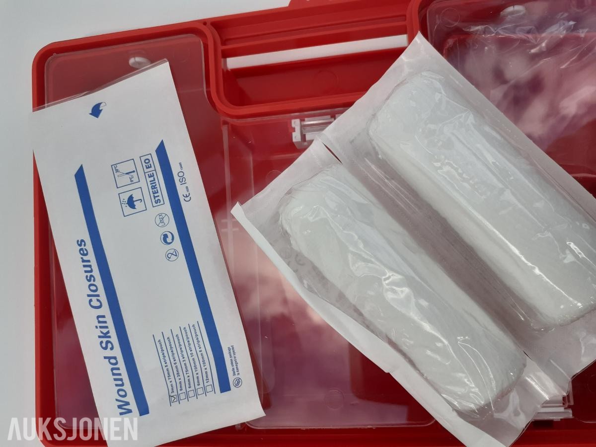First Aid Førstehjelpskoffert 24 stk.