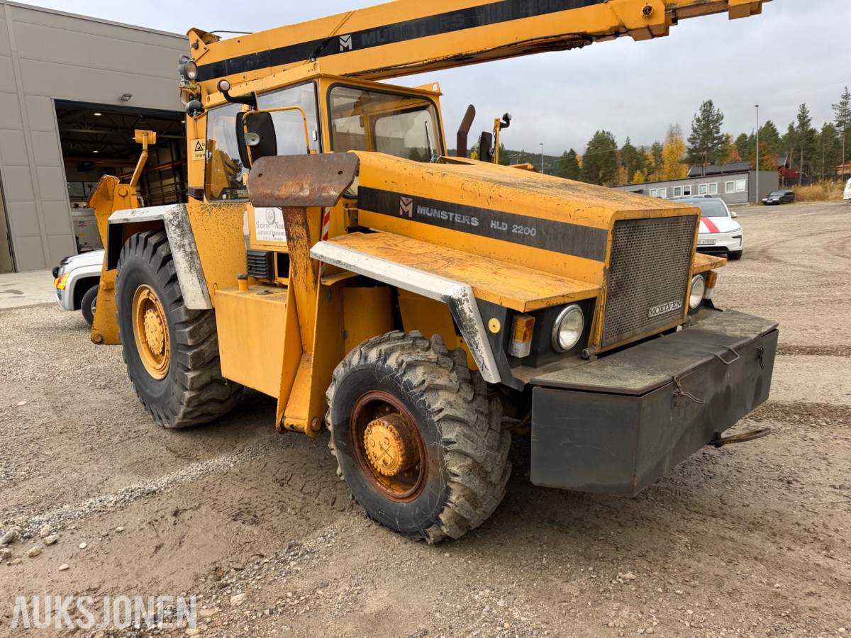 1990 mod. Moelven Munsters HLD 2200 kran m/roterende gripeskuffe