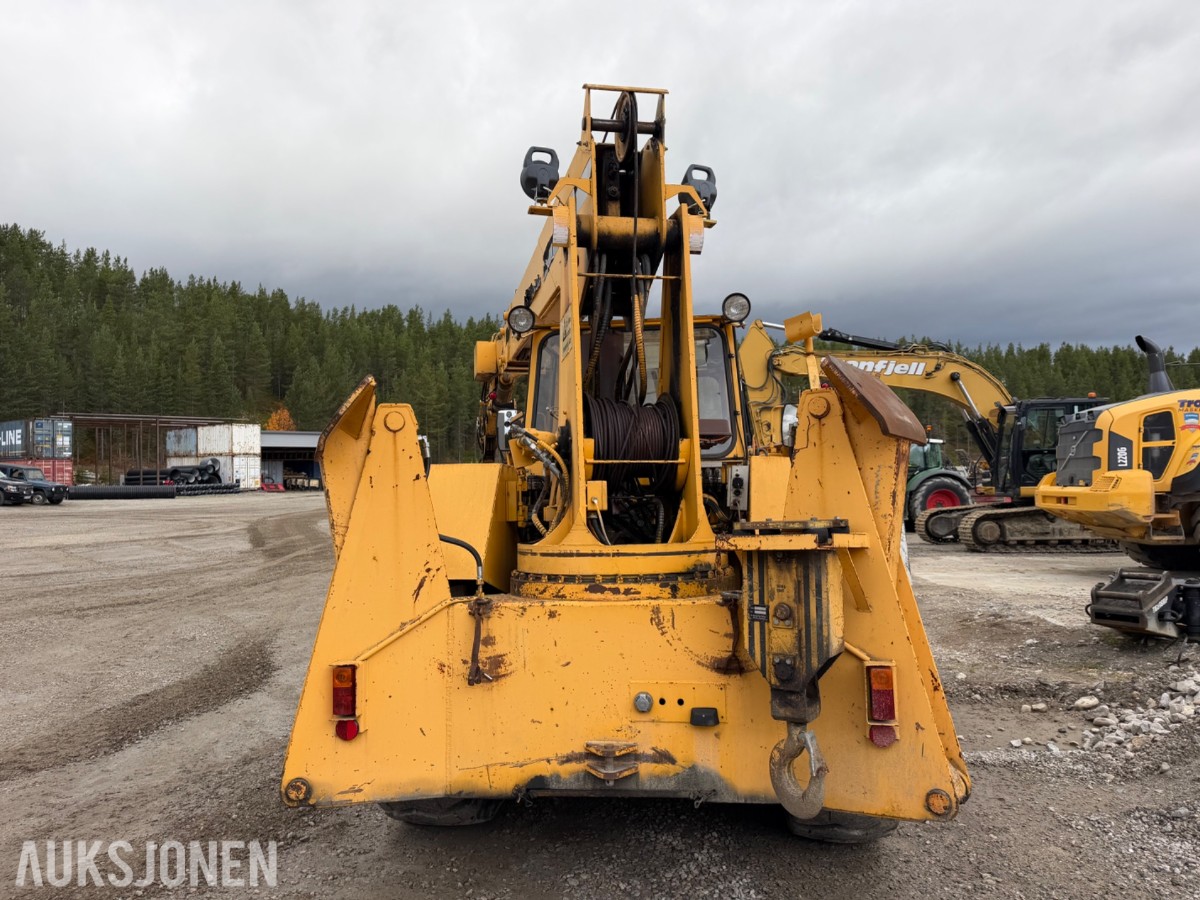 1990 mod. Moelven Munsters HLD 2200 kran m/roterende gripeskuffe