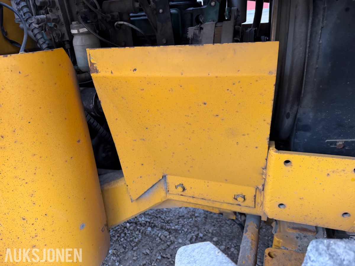 1990 mod. Moelven Munsters HLD 2200 kran m/roterende gripeskuffe