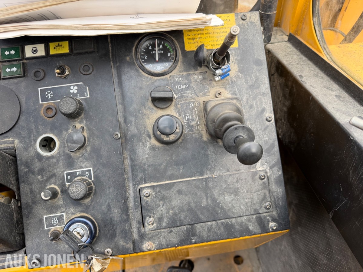 1990 mod. Moelven Munsters HLD 2200 kran m/roterende gripeskuffe