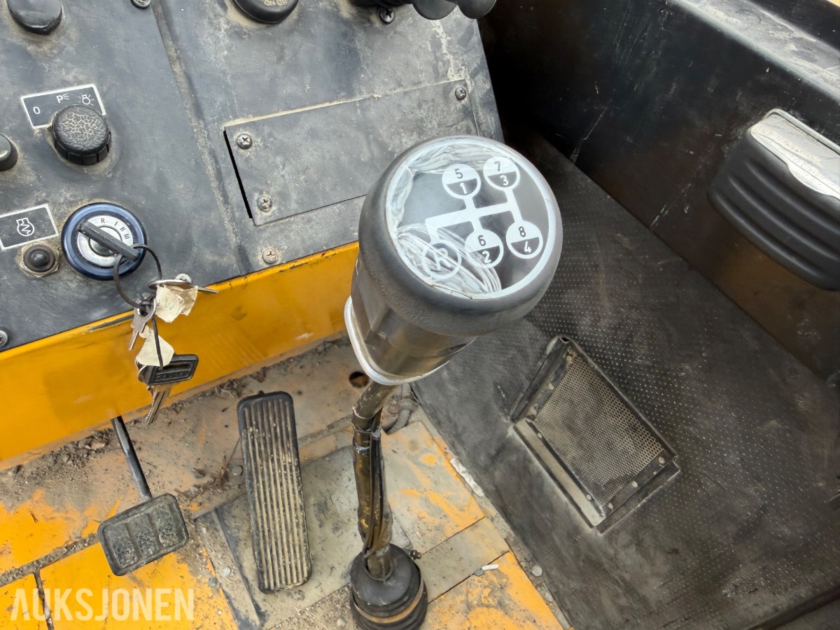 1990 mod. Moelven Munsters HLD 2200 kran m/roterende gripeskuffe