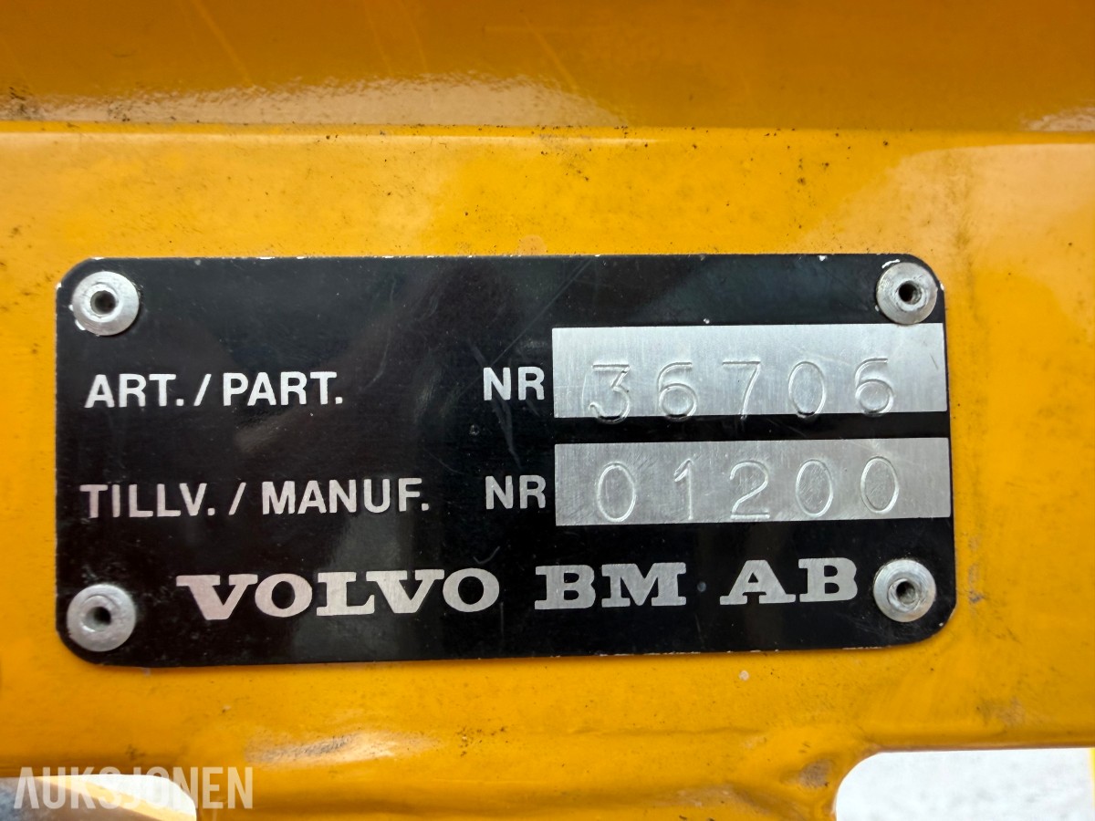 1990 mod. Moelven Munsters HLD 2200 kran m/roterende gripeskuffe