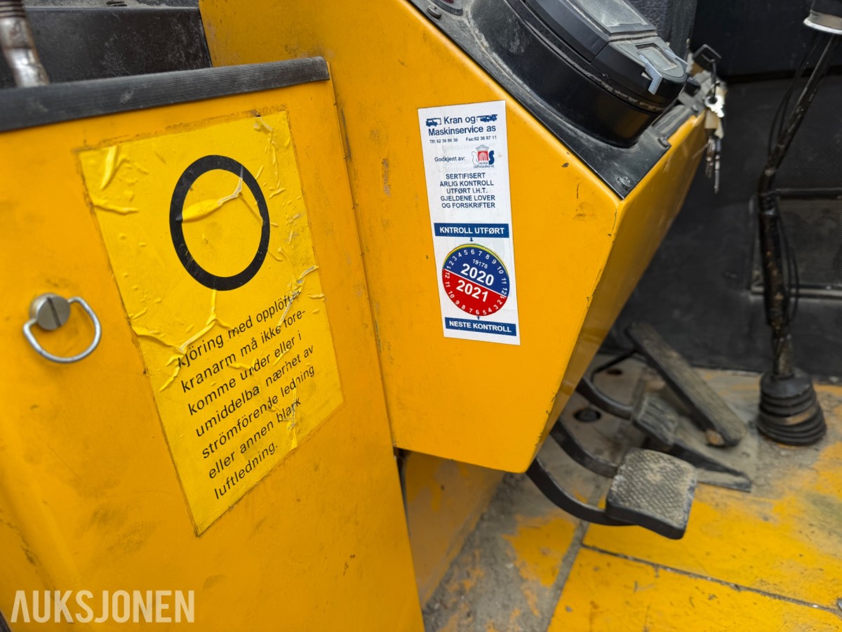 1990 mod. Moelven Munsters HLD 2200 kran m/roterende gripeskuffe