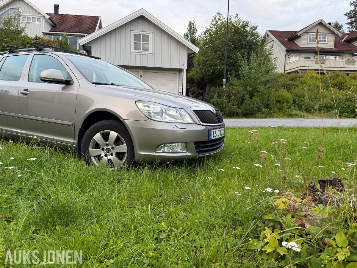 2010 Skoda Octavia 1.2 105hk hengerfeste cruisekontroll eu ok 10.2028