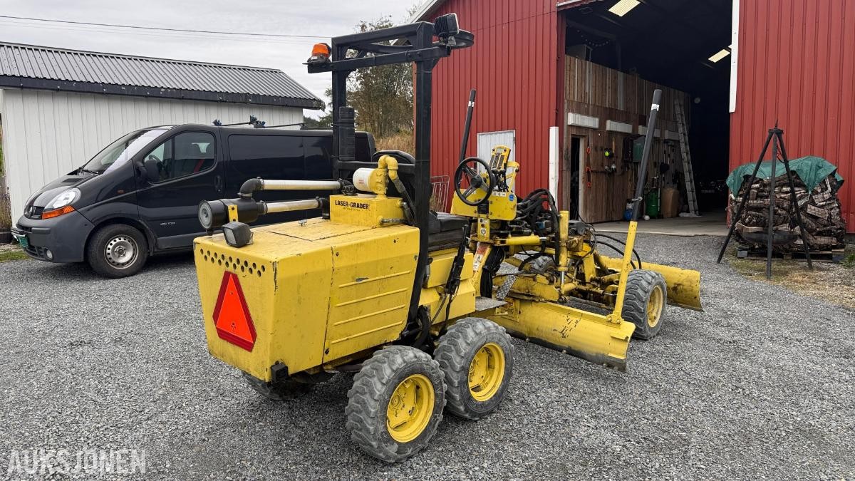 2009 Laser-Grader veihøvel/planeringsmaskin m/ laserstyring – 1 125 t